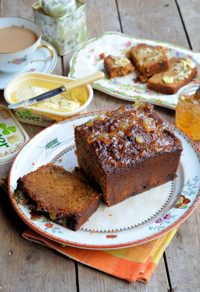 Boulangerie du week-end à la lavande et à la livèche : recette de pain au thé avec confiture de gingembre collante