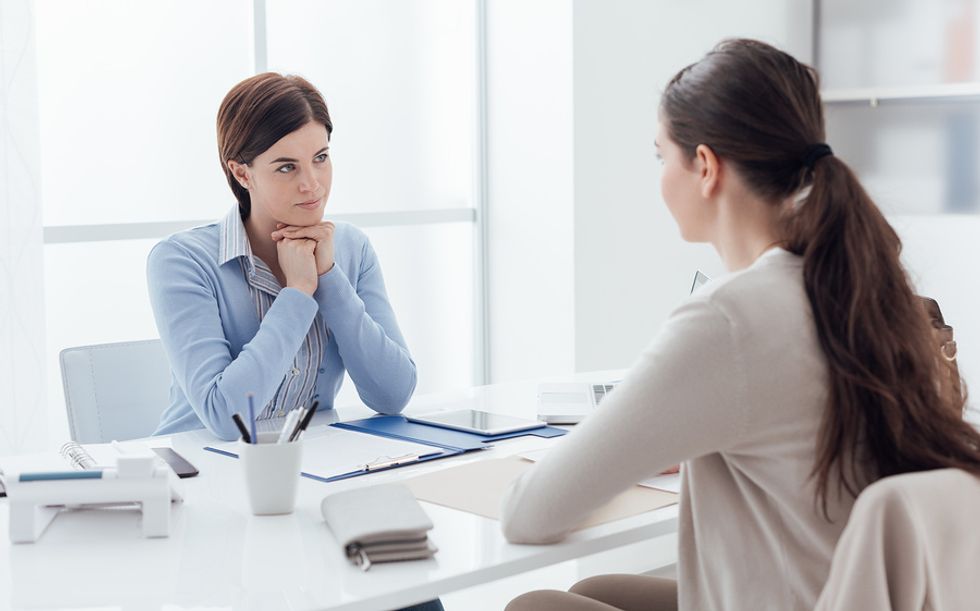 Un responsable du recrutement demande à un candidat : "Pourquoi veux-tu travailler avec nous ?"