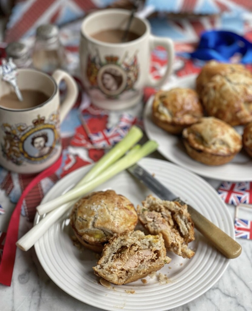 Petites tartes au poulet du couronnement