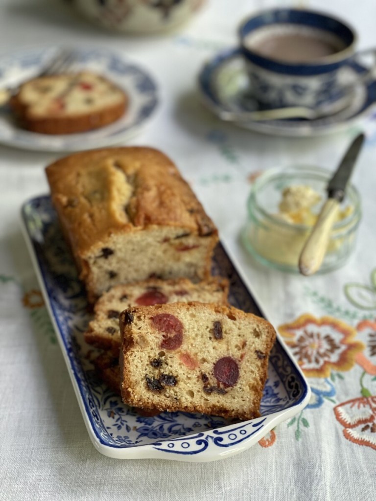 Pain aux fruits au lait concentré des années 1950