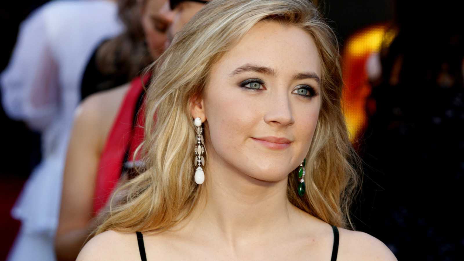 Saoirse Ronan à la 88e cérémonie des Oscars qui s'est tenue au Hollywood & Highland Center à Hollywood, États-Unis, le 28 février 2016.